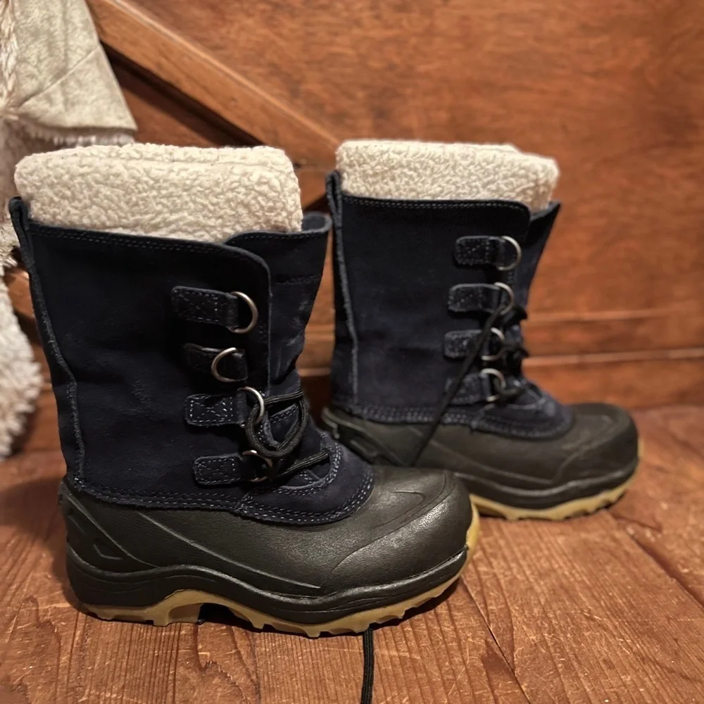 Lined winter boots for kids size 2
